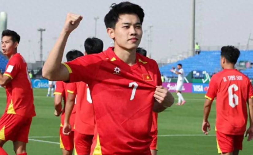 博鱼-0-1爆冷!1-0绝杀!U23亚洲杯：黑马3连胜,夺冠热门出局,中国队喜讯